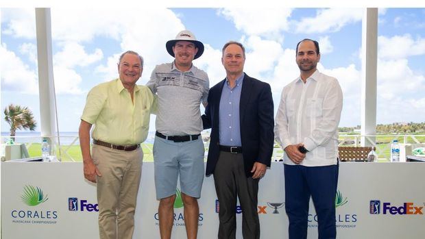 Frank Rainieri, Joel Dahmen, John Norris y Frank Elías Ranieri.