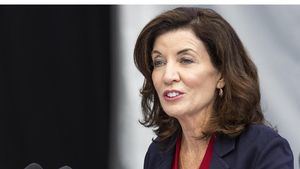 El estado de Nueva York quiere que el 30 % de sus policí­as sean mujeres