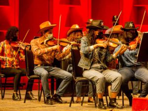 Concierto de Vaqueros en el Gran Teatro del Cibao