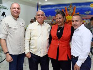 Wellington Mejia, Jacobo Paulino, Paulina Peña y Jorge Luis Castillo.