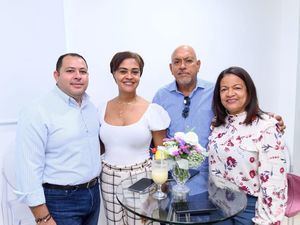 Willy Cespedes, Victoria Mejia, Victor Rosario e Hildairis De La Rosa Holguin.