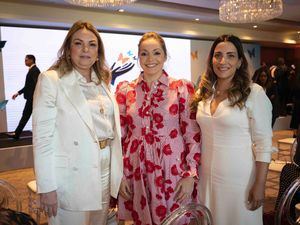 Patricia Bisonó, Jeniffer García y Judith Santos.