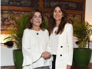 Maritza Zeller de Bonetti y Liza Bonetti Vicini.