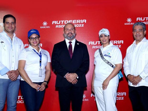 Jean Carlos Peña, Franchesca Taveras, Héctor Rodríguez, Vanessa Abreu y Juan José Guerrero.