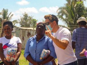 Fundación Dr. Milton Herrera lleva alegría a los Dominicanos en Semana Santa