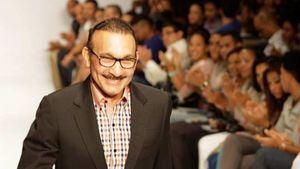 Fallece el diseñador de moda dominicano Arcadio Díaz, "rey de las guayaberas"