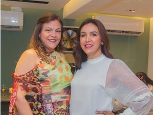 Susaty Castillo y Ramona Guzmán.