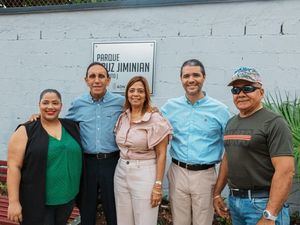 ADN entrega remozado parque Cruz Jiminián