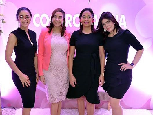 Indhira Pérez, Escarlin Rojas, Heidy Gil y Alba Díaz.