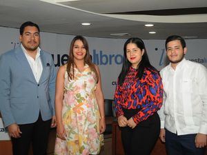  José Alberto Cruceta Cruz, Marie García Báez, Anna Castillo y Emil Ángeles.