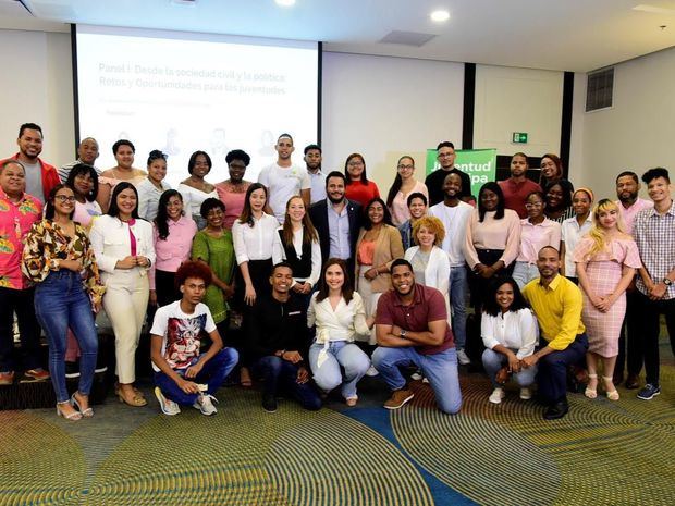 Jóvenes participantes del seminario.