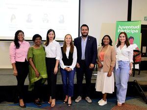 Melina Zaiz, Fátima Lorenzo, Anabel Rivas, Leidy Blanco García,  Rogelio Alfonso Genao, Leyvi Bautista y Naomi Rodriguez. 