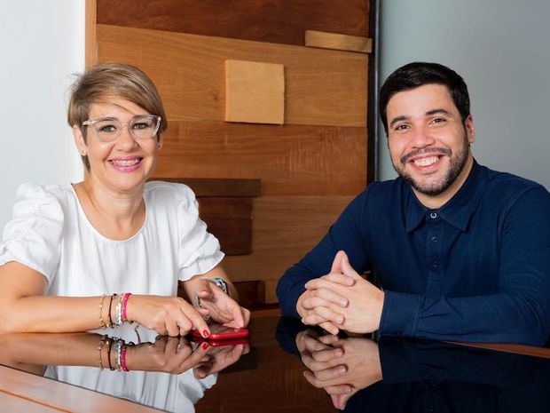 Aura Vargas, directora Tabuga y Learning by Doing®  y Arturo López Valerio fundador de Tabuga.