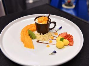 Plato ganador de la medalla de bronce en categoría Cocina Fría, Renglón Estudiante.