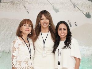 Marlene Mendoza, Mari Carmen Morales y Adorabel Diaz.