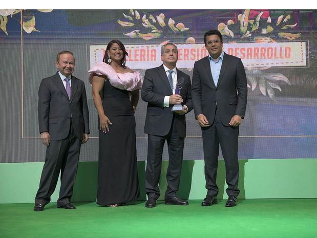 Cap Cana Ciudad Destino recibe galardón Luí­s Augusto Caminero en Hotelerí­a, Inversión y Desarrollo