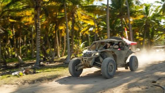 Celebran con rotundo éxito el Rally Playero Off-Road Isuzu 2022 en Cap Cana.