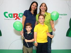 María Isabel Hernández, Patricia Pou, Fernando Hernández y Diego Hernández.