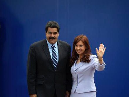 Presidente Maduro manifiesta su “absoluta solidaridad” a Cristina Fernández