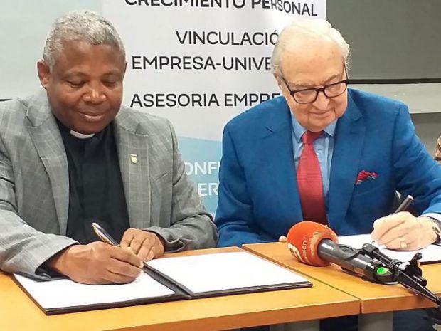 Fundación Innovati y UCATEBA firman convenio de Colaboración Interinstitucional