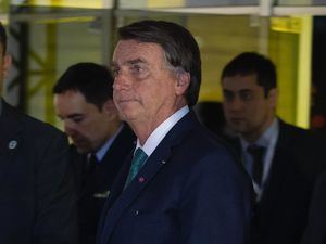 Bolsonaro recibe a autoridades extranjeras por el Día de la Independencia