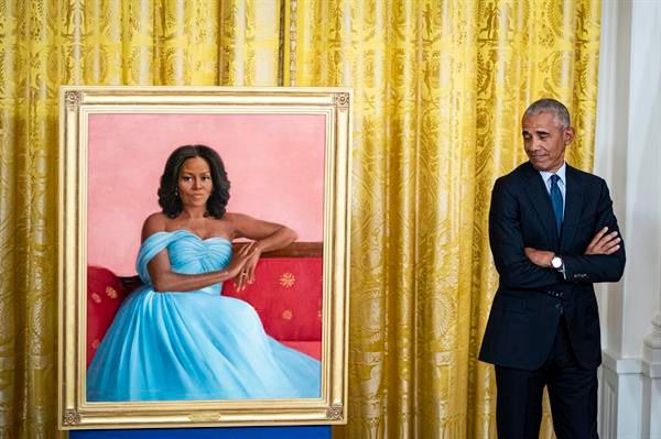 expresidente estadounidense Barack Obama (2009-2017) y la exprimera dama Michelle Obama revelaron este miércoles en la Casa. Blanca.