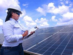 A través del programa Women at Work, CMI Capital empoderó a sus trabajadoras y desarrolló el plan de acción de Mujeres Alcanzando Sueños (MAS) en la Unidad de Energía.