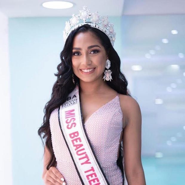 Nichol Cabral es la nueva Miss Beauty Teenager RD 2022