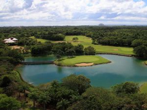 Guavaberry Golf Country Club, Juan Dolio.
