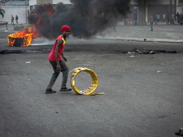 Afirman en Haití que el Gobierno planificó el caos para justificar la intervención.
