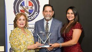 Herencia Hispana premia dominicanos destacados en el exterior