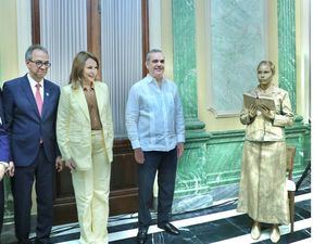 José Mármol, Milagros Germán junto al Presidente Luis Abinader.