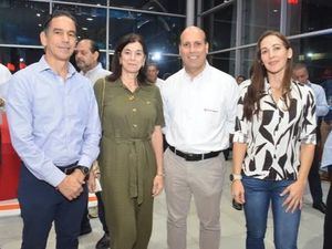 Iván Portalatín, Audrey Jana, Miguel Concepción y Mariela De la Rocha.