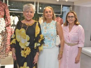 Olga de los Santos, Luisa Gonzalez y Mildred Canahuate.