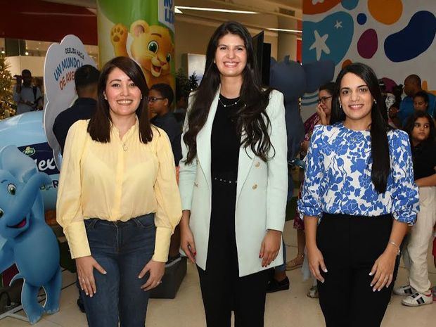 María Heredia, Jennifer Elias y Francesca Francisco.