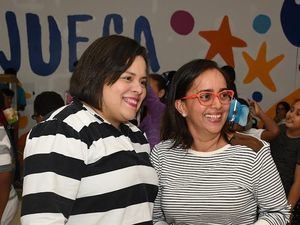 Anya Damirón y Nazzira Santana.