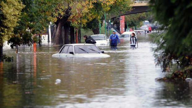 Dos muertos en Santo Domingo a causa de las lluvias torrenciales