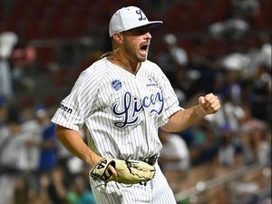 Licey festeja con blanqueada a Estrellas