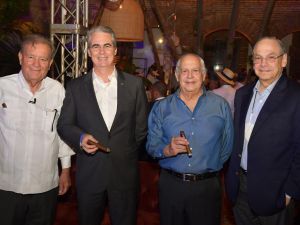 Hendrik Kelner, Rene Grullón, Jorge Víctor y Eduardo Trueba.
