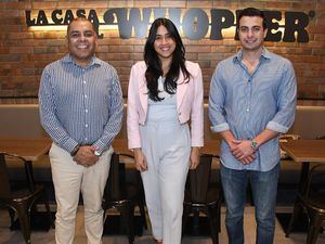 Octavio Callejas, Alexandra Bodden y Domingo Bermúdez.