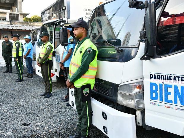 'Parquéate Bien' queda establecido en 30 calles de Naco.