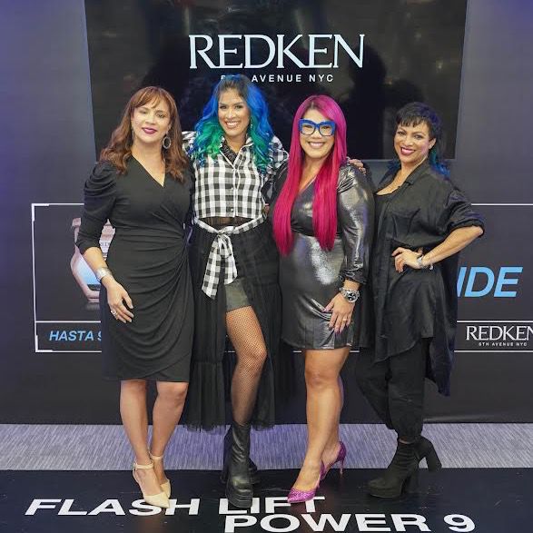 Redken introduce al mercado el nuevo Flash Lift Power 9 Bonder Inside