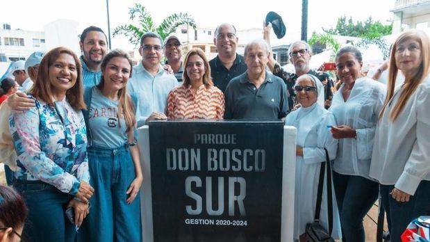 La alcaldesa del Distrito Nacional, Carolina Mejía, inauguró el parque Don Bosco