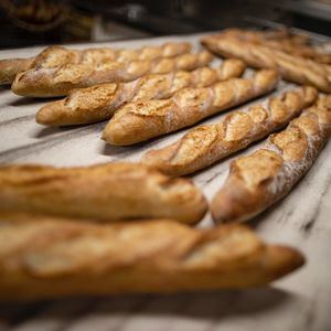 La barra de pan icónica de Francia, la baguette, logró un lugar en la lista de patrimonio inmaterial de la Unesco.