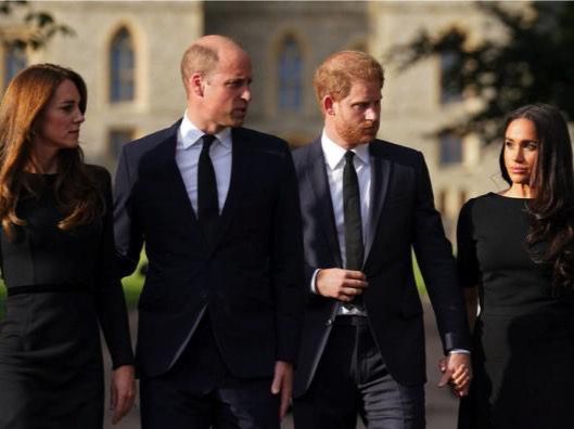 William y Catherine con Harry y Meghan
William y Catherine con Harry y Megha.