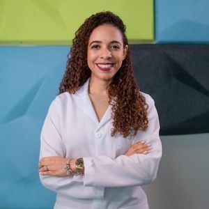 Doctora Berniza Calderón, nutrióloga de CEMDOE.