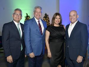 Juan Manuel Núñez, José Luis Núñez, Ingrid Debes y José Acnebal.