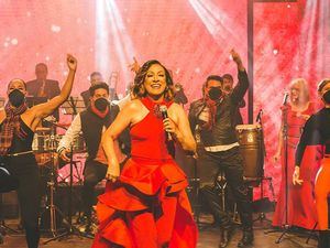 Cuenta regresiva "D'parranda" con Milly Quezada, El Conjunto Quisqueya y Hnos. Rosario, en el Jaragua