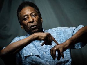 Hijo de Pelé agradece las oraciones tras el deterioro de la salud de su padre