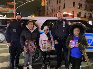 World Latin Star realiza jornada exitosa de donación de juguetes en New York